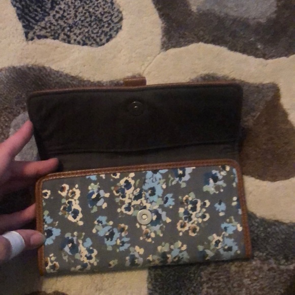 Wallet - Picture 3 of 5